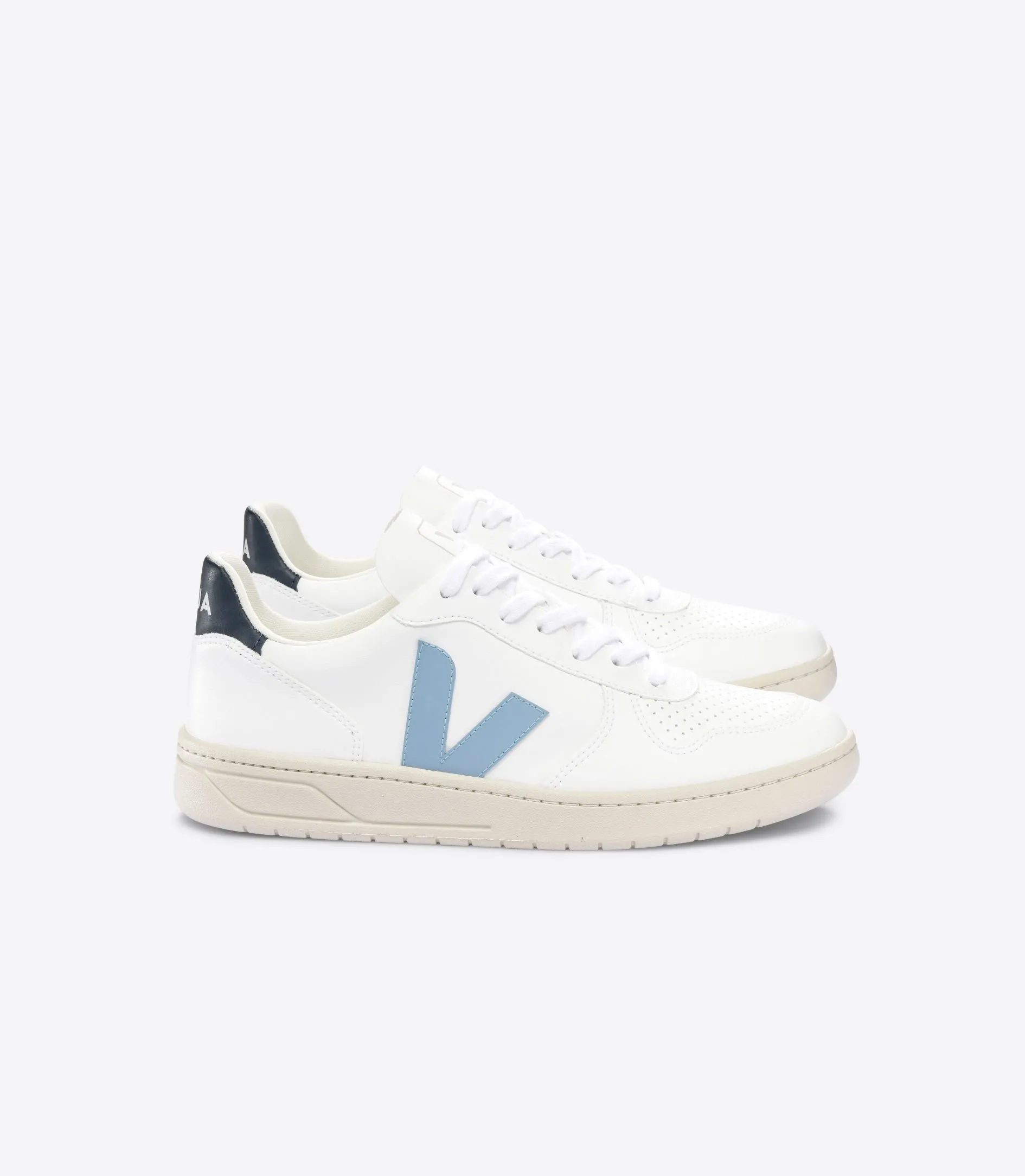 Veja - V-10 CWL in White Steel Nautico